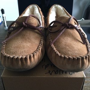 Ugg Dakota Moccasins